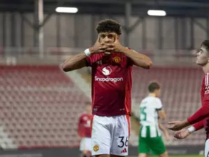 Young Man Utd striker Ethan Wheatley joins League Walsall on loan for 2024-25 season Young Man Utd striker Ethan Wheatley joins League Walsall on loan for 2024-25 season