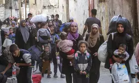 Israel temporarily bans residents from returning to northern Gaza