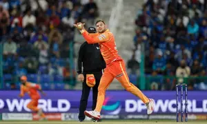 ILT20 Season 3: Gritty Gulf Giants defeat MI Emirates in a thriller