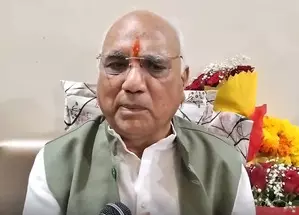 Dr Vilas Dangre elated with Padma Shri award, recalls ‘joy of treating Balasaheb Thackeray’ Dr Vilas Dangre elated with Padma Shri award, recalls ‘joy of treating Balasaheb Thackeray’