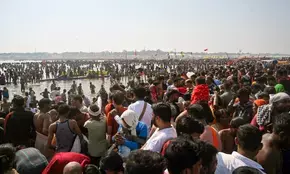 Maha Kumbh: Sangam sees surge of devotees for Mauni Amavasya snan on Jan 29