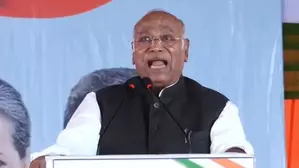 RSS, BJP are traitors who killed Mahatma Gandhi: Mallikarjun Kharge in Mhow RSS, BJP are traitors who killed Mahatma Gandhi: Mallikarjun Kharge in Mhow