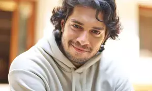 Did you know Junaid Khan juggled between Loveyapa & Maharaj shoot amidst bad weather