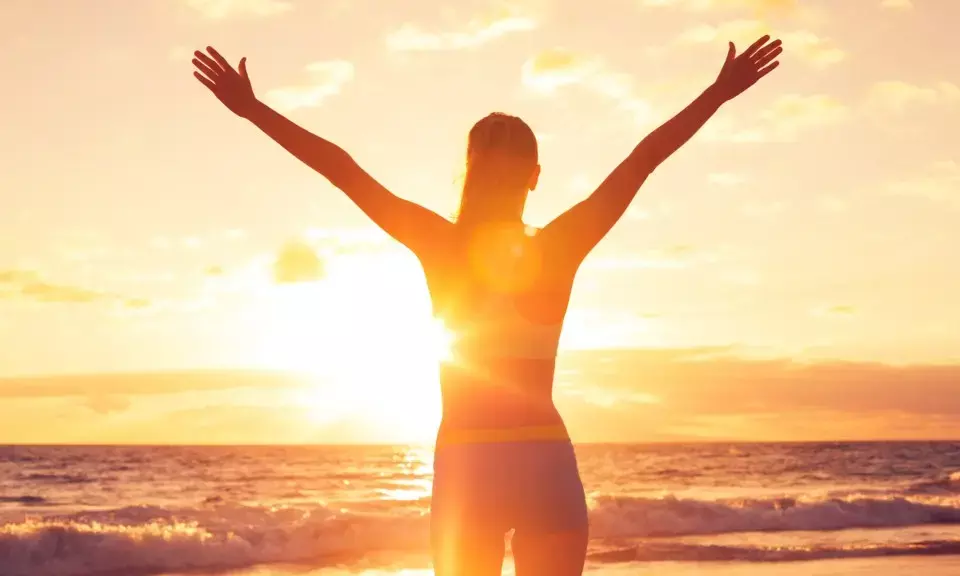 Why is Vitamin D Essential for the Body? The Right Time and Benefits of Sun Exposure