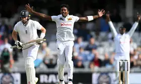 Vishwa Fernando joins Warwickshire for County Championship 2025
