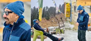 Sunny Deol turns snowman in these holiday pics from Manali Sunny Deol turns snowman in these holiday pics from Manali