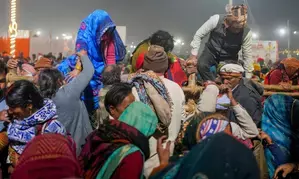 Akhilesh, Mayawati express grief over Maha Kumbh stampede, call for prompt rescue efforts