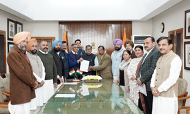 Punjab BJP leaders meet Governor, seek probe into Ambedkars statue vandalism