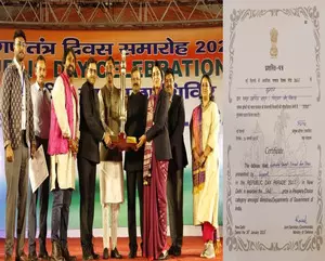 R-Day parade: Gujarat tableau awarded first prize in People’s Choice category R-Day parade: Gujarat tableau awarded first prize in People’s Choice category