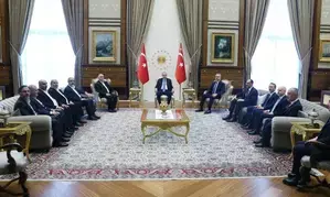Turkish president meets Hamas delegation following Gaza ceasefire