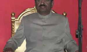 Upcoming Budget session of Bengal Assembly may end state govt-Raj Bhavan tussle