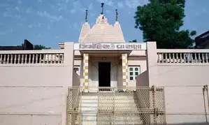 Locals seek urgent action to protect temple in Gujarats Chhotaudepur, hit streets