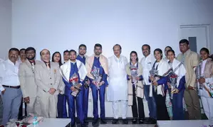 Maharashtra govt honours World Cup-Winning Kho Kho players with cash awards