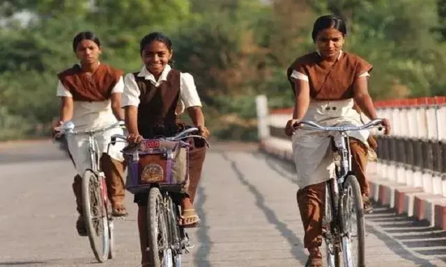 Bihar’s Mukhyamantri Cycle Yojana: A Revolutionary Step Towards Girls’ Education Bihar’s Mukhyamantri Cycle Yojana: A Revolutionary Step Towards Girls’ Education