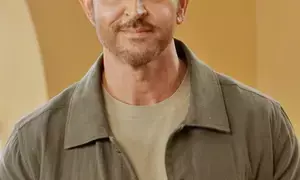 Hrithik Roshan seeks diet advice from his fans