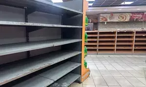 Formal retailers in Zimbabwe struggle as consumers migrate to informal shops