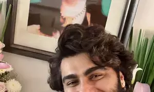Arjun Kapoor remembers his late mother on her birthday: I miss you more than ever