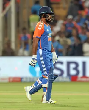 Ashwin, Srikkanth want Samson to sort things out with his batting Ashwin, Srikkanth want Samson to sort things out with his batting