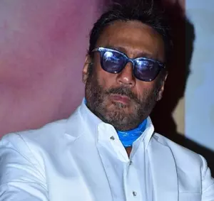 Jackie Shroff is a fan of old school romance from Dev Anand & Rajesh Khannas era