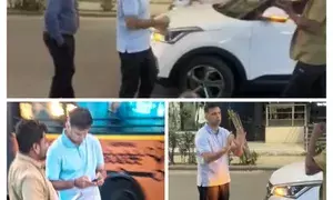 Rahul Dravid’s car hit by goods-laden auto in Bengaluru, video goes viral