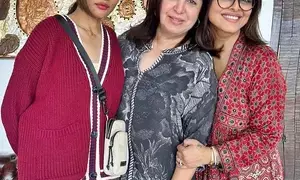 Farah Khan gets together with BB 18 contestants Shilpa Shirodkar, Chum Darang: Chaiyya Chaiyya’ kind of a day! Farah Khan gets together with BB 18 contestants Shilpa Shirodkar, Chum Darang: Chaiyya Chaiyya’ kind of a day!