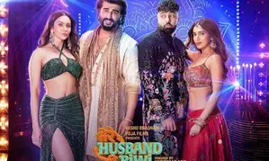 Mere Husband Ki Biwi song Gori Hai Kalaiyan will remind you of the filmy charm from the 90’s