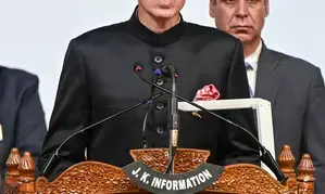 Omar Abdullah demands Central probe into two civilian deaths (Lead)