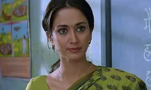 Made her debut with Shah Rukh Khan, gained fame instantly, but suddenly quit Bollywood – Who is this actress?
