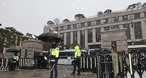 Police probe into online users suspected of plotting violence at Constitutional Court