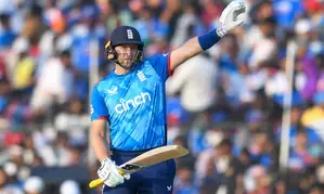 2nd ODI: Root and Duckett smash fifties, Livingstone hits 41 as England post 304