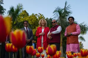 Delhi L-G inaugurates NDMC Tulip Festival-2025