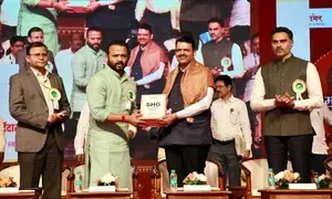 UMED Malls to be set up in every district, 10 malls in first phase: Maha CM