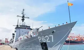 Pakistan Navy chief visits Lankan ship during Karachi maritime exercise