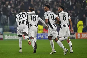 Champions League: Juventus beat PSV, PSG down Brest in play-off first leg Champions League: Juventus beat PSV, PSG down Brest in play-off first leg