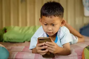 UNICEF launches ParentingTips online platform in Cambodia