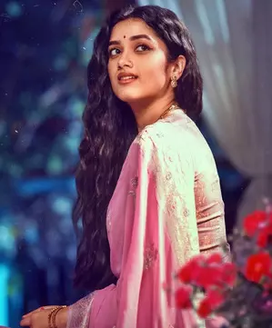 Bhagyashri Borses look in ‘Kaantha’ revealed