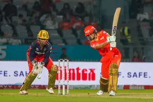 WPL 2025: Captain Garnder’s blitz helps Gujarat Giants set RCB daunting target in opener WPL 2025: Captain Garnder’s blitz helps Gujarat Giants set RCB daunting target in opener