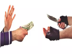 Rs 15 lakh Kerala bank heist: Police expect breakthrough soon Rs 15 lakh Kerala bank heist: Police expect breakthrough soon