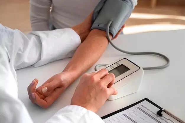 How to control blood pressure without medication? Follow these 5 simple tips How to control blood pressure without medication? Follow these 5 simple tips