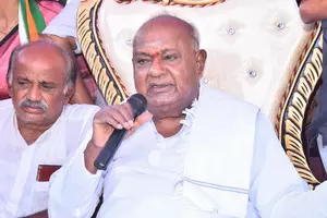 Allocate 25 TMC of water to Karnataka: Deve Gowda Allocate 25 TMC of water to Karnataka: Deve Gowda