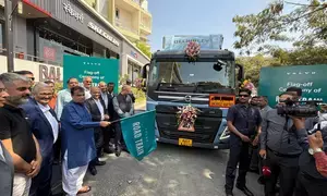 Nitin Gadkari flags off India’s 1st ‘Road Train’ for long-haul transportation