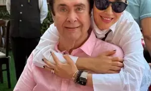 Karisma Kapoor wishes happy birthday to dad Randhir: May your zest and jawani always be intact