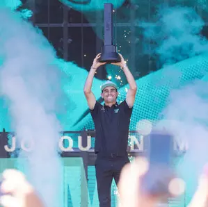 Niemann wins LIV Golf Adelaide; Fireballs GC claims team title