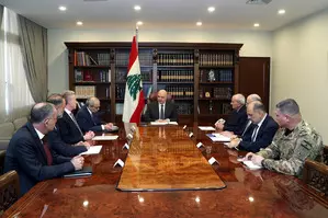 Lebanese President expresses concern over Israels full withdrawal