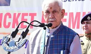 Army fully capable of dealing with any situation on border: J&K L-G