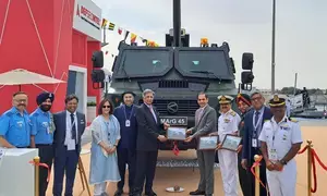 MArG 155mm/45 Cal mounted gun system launched at IDEX in Abu Dhabi