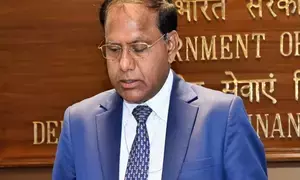 Govt asks insurers to extend free look period to 1 year to prevent mis-selling