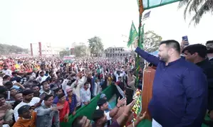 Tejashwi Yadavs old model car jibe at Nitish Kumar
