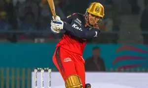 WPL 2025: Smriti Mandhana hits fantastic 81 as RCB thrash DC by eight wickets (ld)