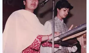 Alka Lamba reflects on ‘1995 DUSU oath’ with Rekha Gupta, sends her congrats